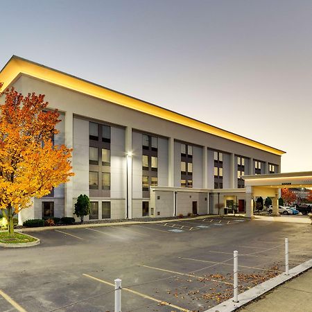 Hampton Inn Springfield Exterior foto