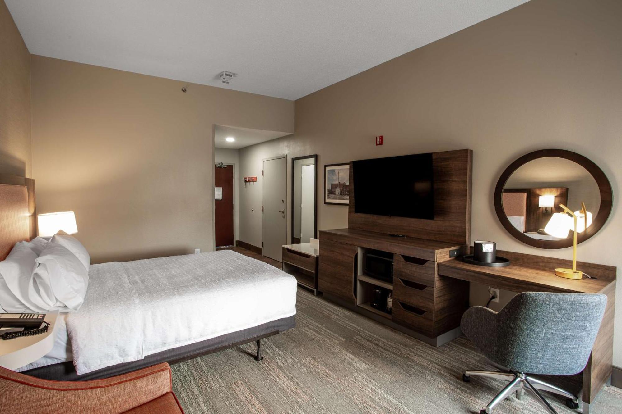 Hampton Inn Springfield Exterior foto